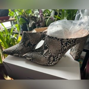 Call it Spring Snake Print Slide-On Shoes Size 9